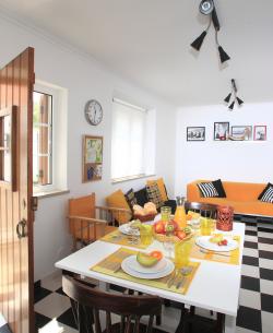Casa do Joaquim da Praia - Apartamento T2 (rés-do-chão)