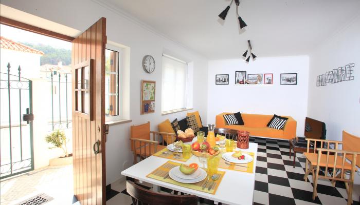 CASA DO JOAQUIM DA PRAIA - APARTAMENTO T2 (Rés-do-chão)